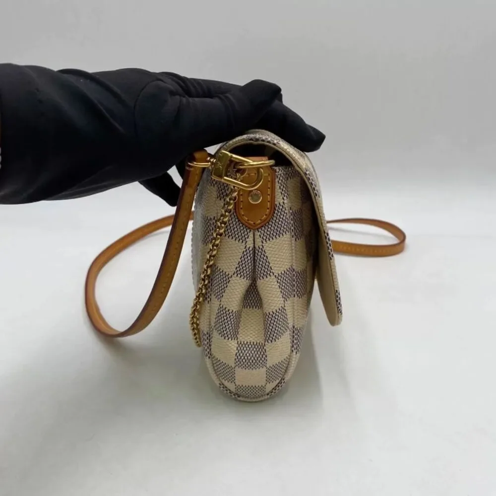 Louis Vuitton Women Pre-Loved Bag Very Good Condition
